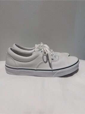Vans Era Sneakers in White Women’s Size 8